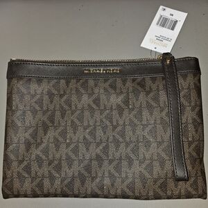Michael Kors Wristlet Purse